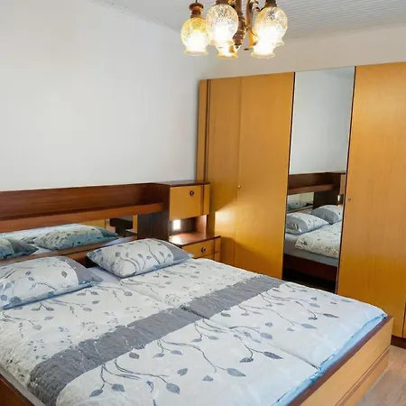 Apartma Pr Fejtne *